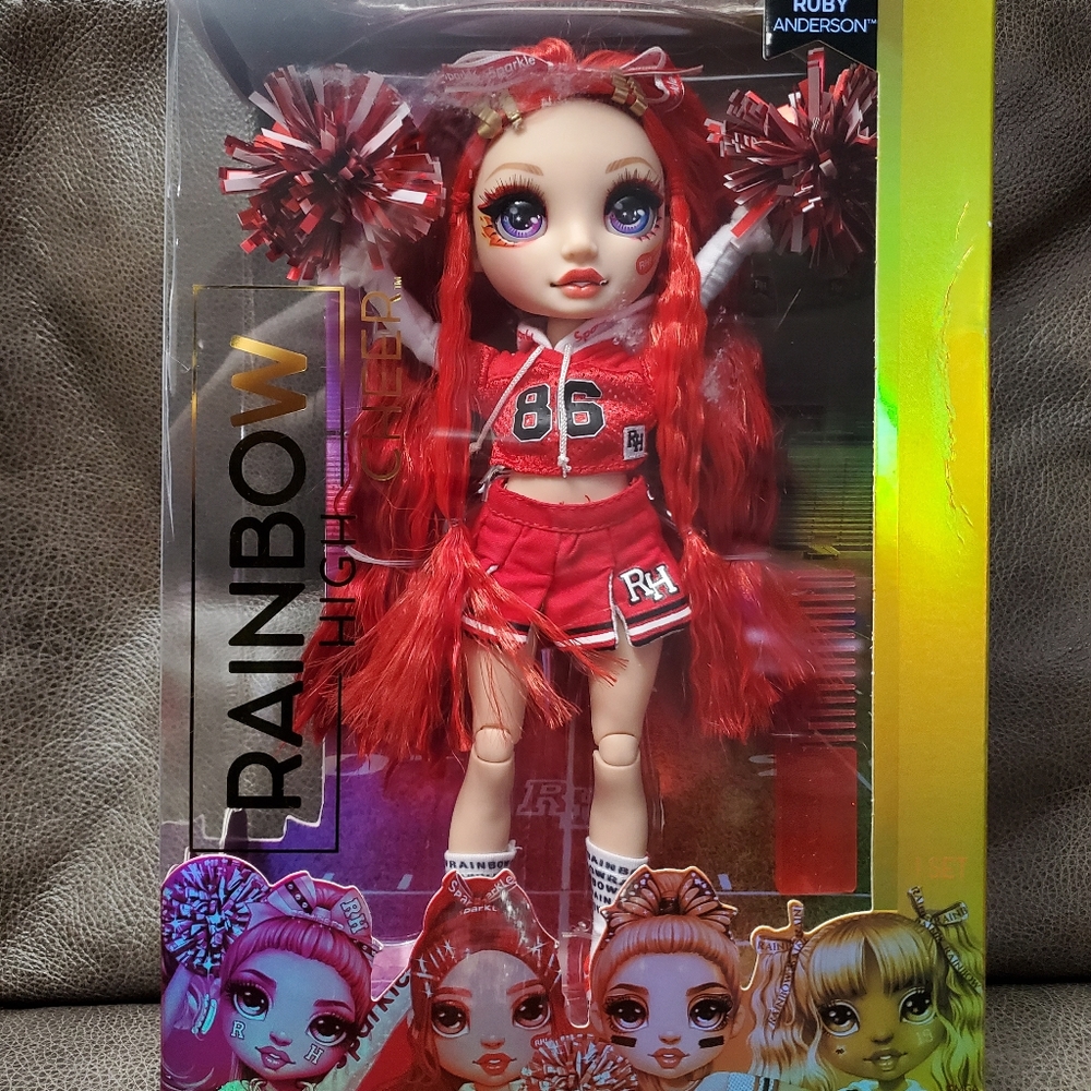 RAINBOW HIGH CHEER DOLL RUBY NRFB